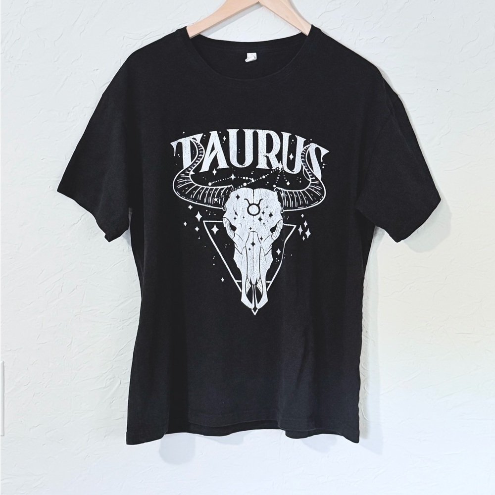 Oversized Taurus T-shirt, Chicyea, L